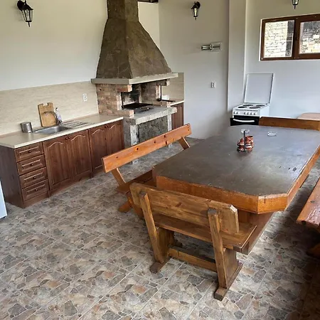 빌라 Velikovi Koevtsi